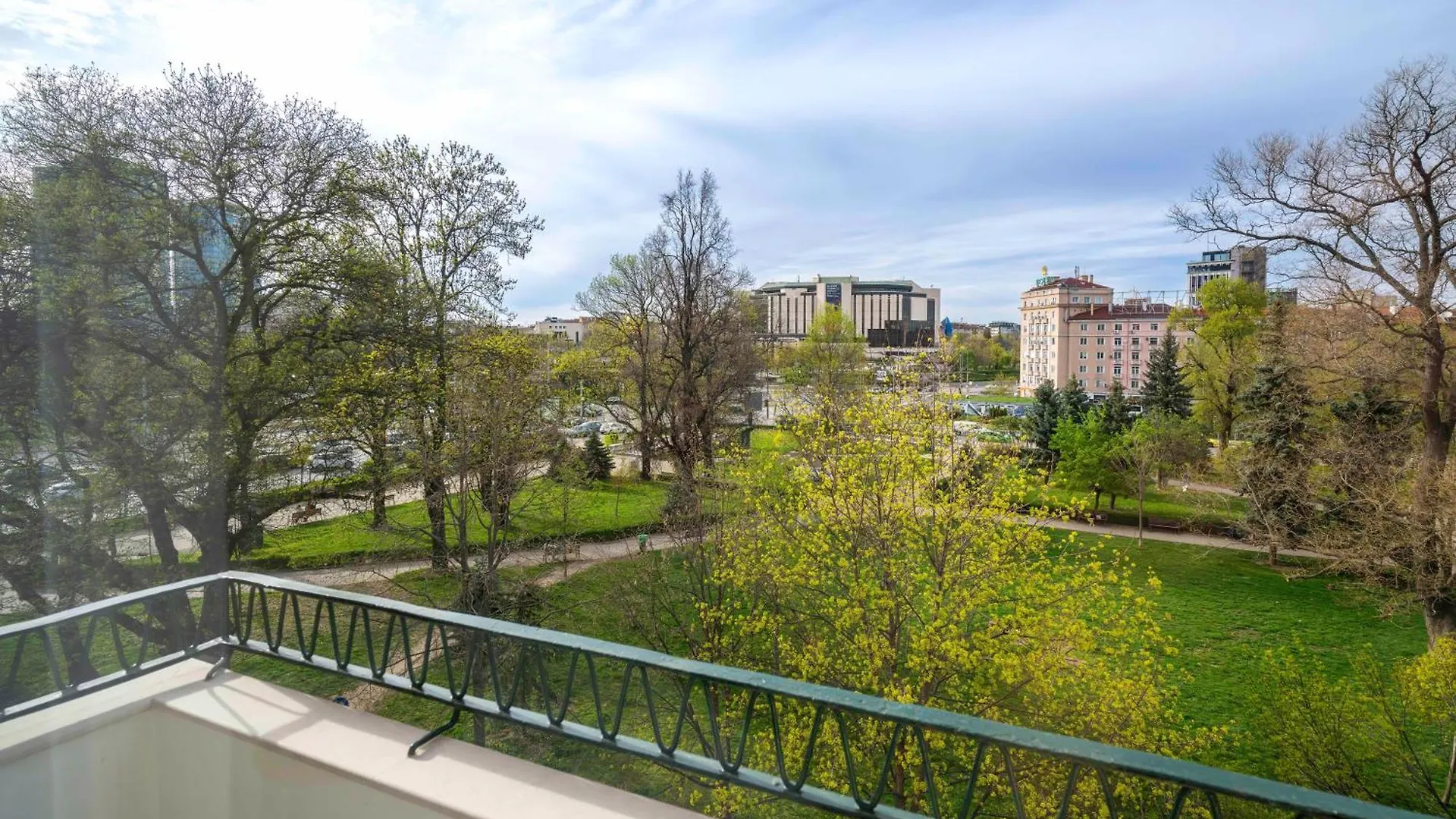 New With The Best View - 2Bd Bright Flat Near Ndk Sofia